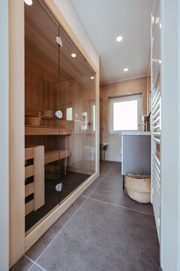 Apartment Oddih With Terrace And Private Sauna Блед Экстерьер фото